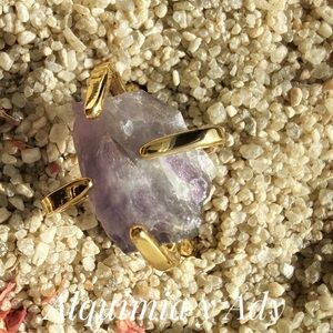 Raw Amethyst purple hues Gemstone Gold Ring